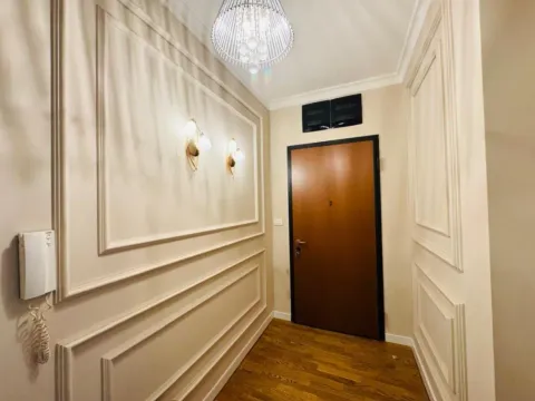 Prodaja, trosoban stan, 111m², City Kvart, Podgorica - image 3