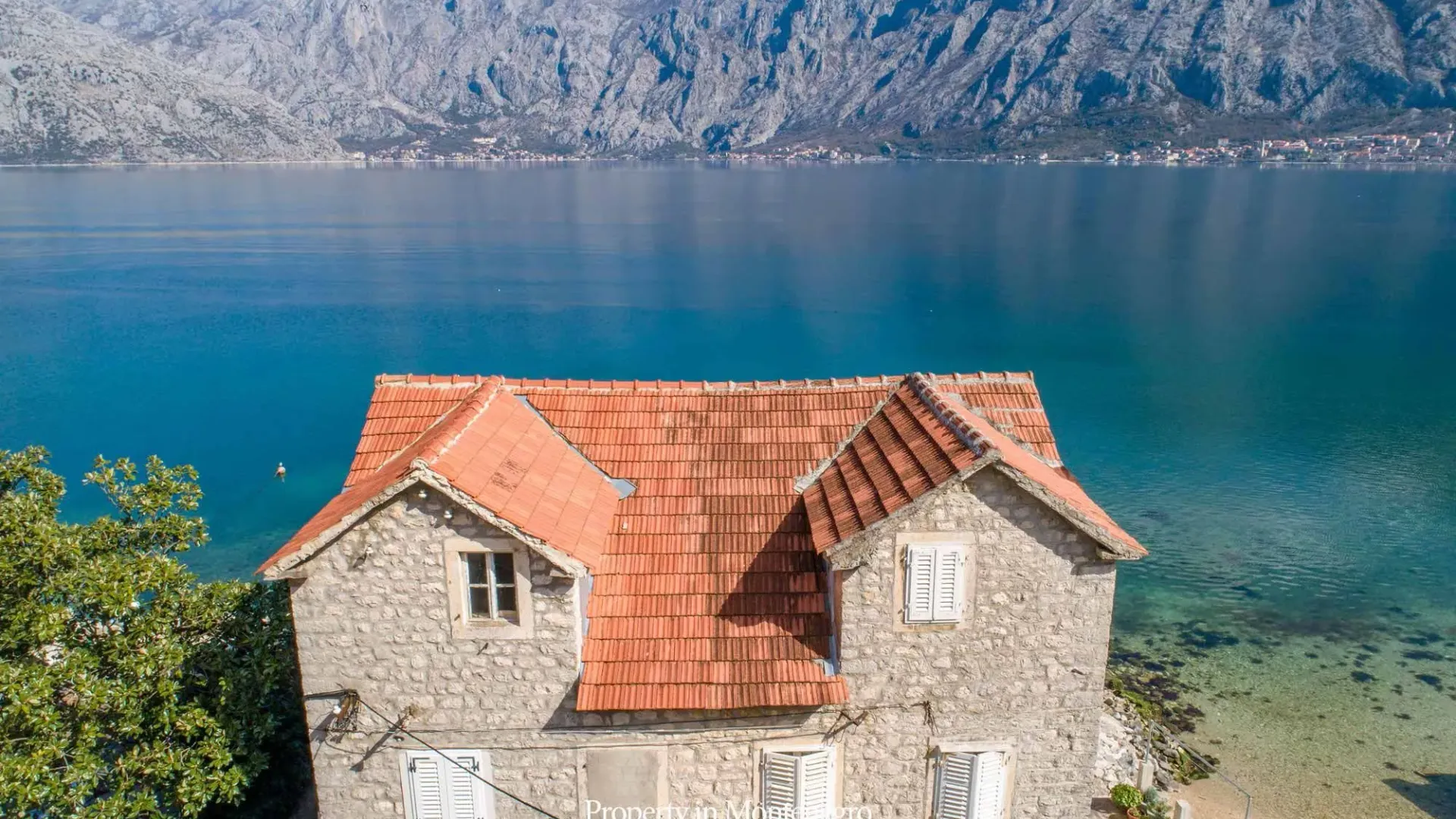 Sale, house, 100m², Prčanj, Kotor