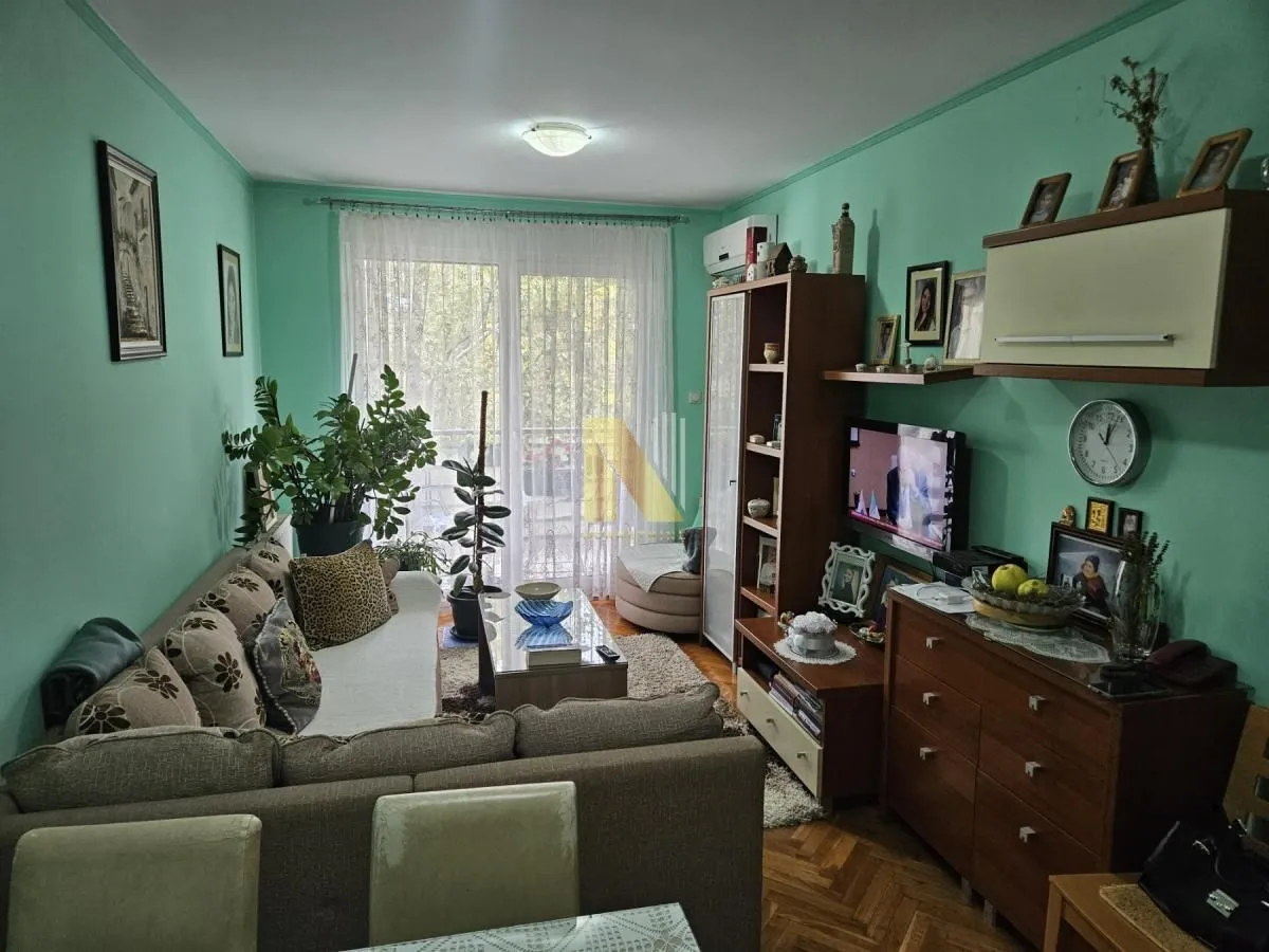 Prodaja, dvosoban stan, 44m², Cara Dušana, Novi Sad Sve Podlokacije