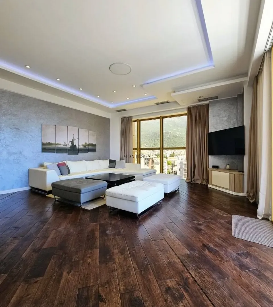 Rent, two bedroom apartment, 89m², Budva, Crna Gora