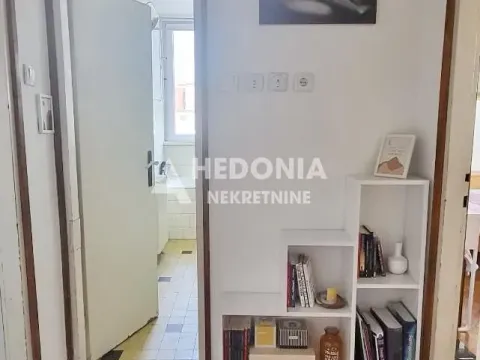 Sale, two bedroom apartment, 77m², Novi Beograd Blok 1 Fontana, Novi Beograd Sve Podlokacije - image 7