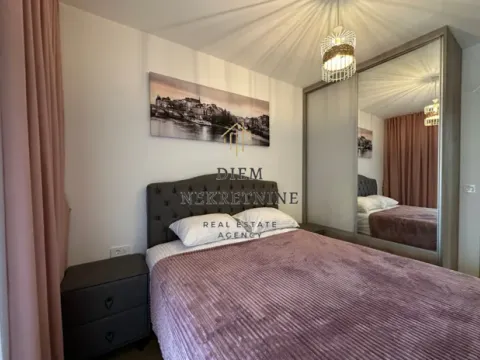 Izdavanje, jednosoban stan, 48m², City Kvart, Podgorica - image 10