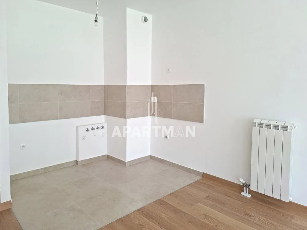 Prodaja, četvorosoban stan, 106m², Novi Beograd Blok 65, Novi Beograd Sve Podlokacije