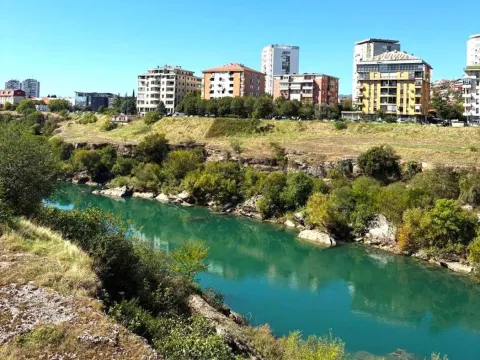 Rent, apartment, 47m², Zagorič, Podgorica - image 10