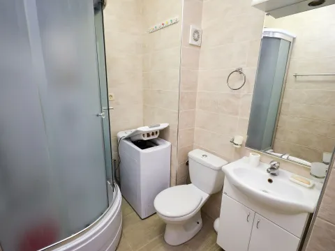 Rent, two bedroom apartment, 60m², Bečići, Budva - image 10