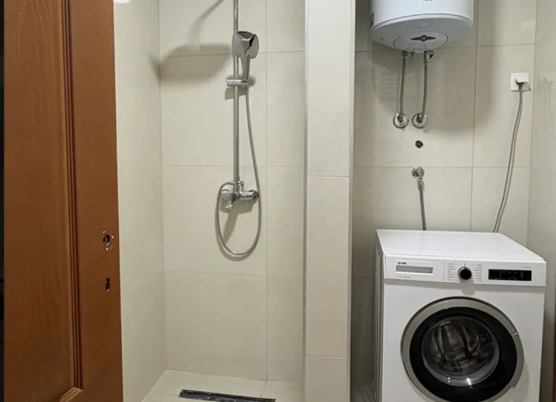 Prodaja, jednosoban stan, 76m², Tivat, Crna Gora
