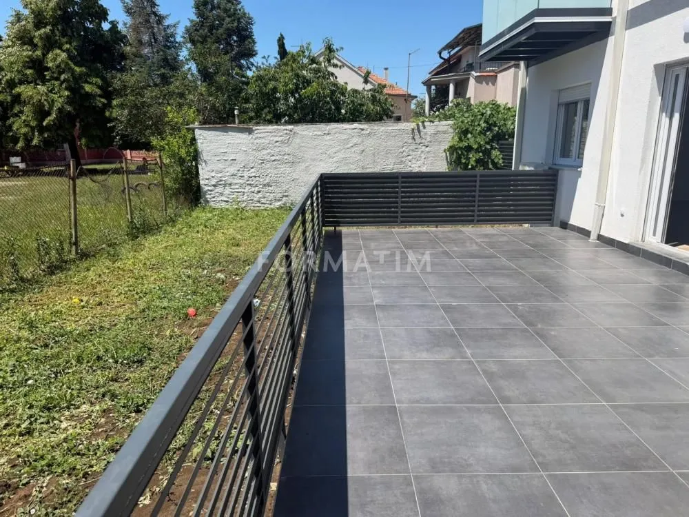 Prodaja, trosoban stan, 63m², Zemun Novi Grad, Zemun Sve Podlokacije