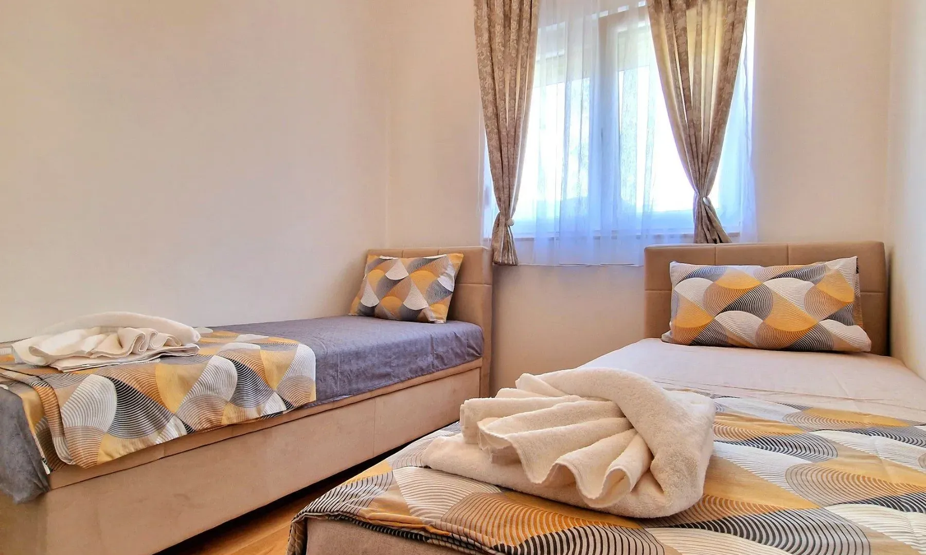 Sale, two bedroom apartment, 59m², Bečići, Budva