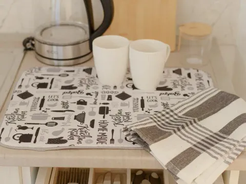 Izdavanje, garsonjera, 30m², Budva, Crna Gora - image 4