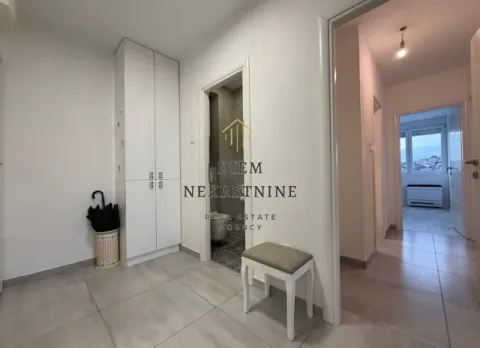 Rent, two bedroom apartment, 75m², Preko Morače, Podgorica - image 2