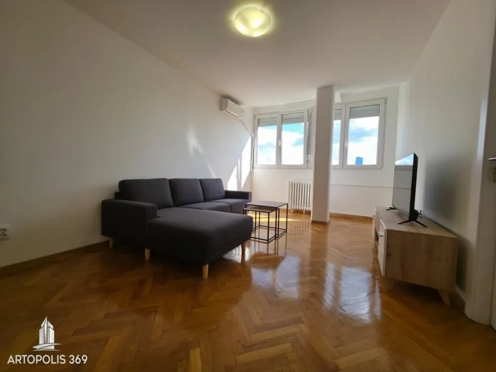 Rent, two bedroom apartment, 41m², Novi Beograd Blok 1 Fontana, Novi Beograd Sve Podlokacije