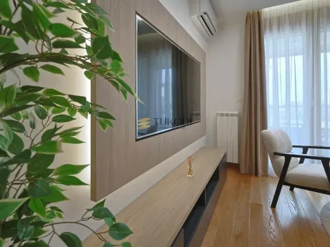 Izdavanje, jednosoban stan, 35m², Novi Beograd Blok 65, Novi Beograd Sve Podlokacije - image 3