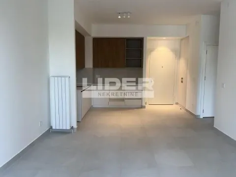 Rent, two bedroom apartment, 74m², Savski Venac, Beograd