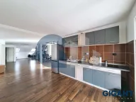 Sale, four bedroom apartment, 167m², Vračar Hram, Vračar Sve Podlokacije - image 7