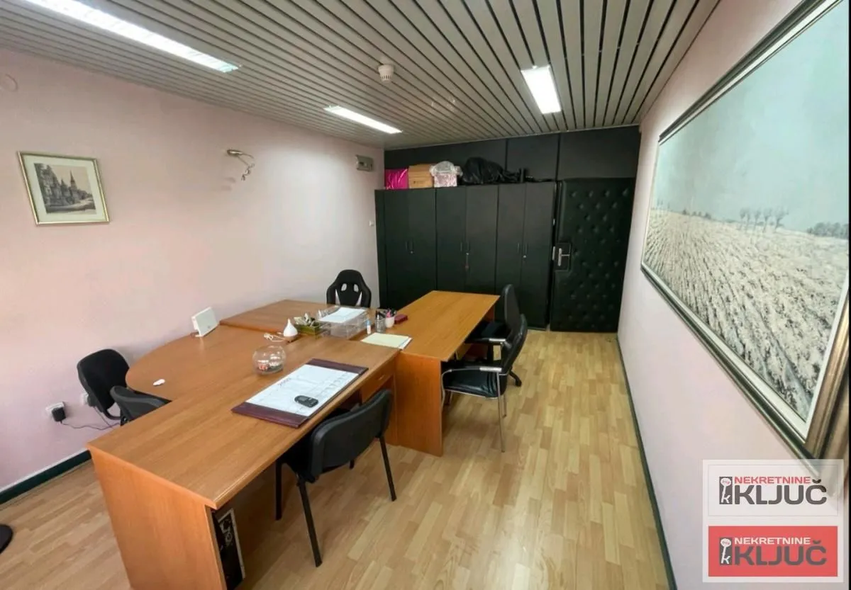 Rent, office space, 30m², Sajmište, Novi Sad