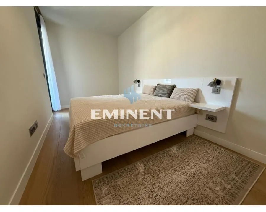 Izdavanje, dvosoban stan, 46m², Novi Beograd Blok 65, Novi Beograd Sve Podlokacije