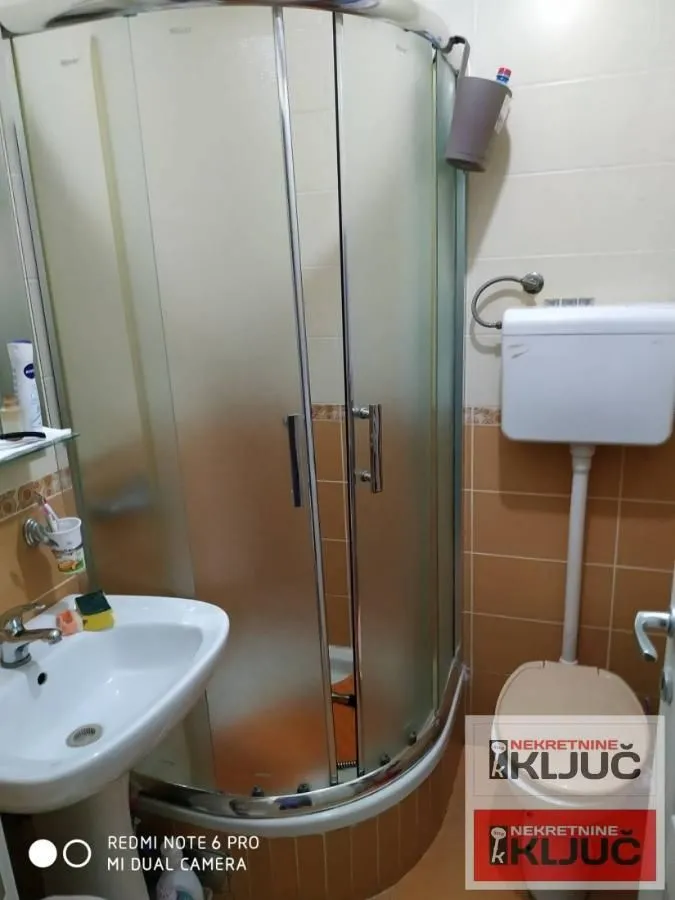 Izdavanje, garsonjera, 25m², Grbavica, Novi Sad Sve Podlokacije
