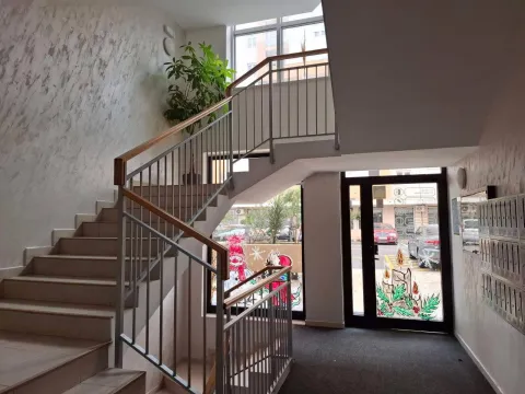 Izdavanje, jednosoban stan, 45m², Zagorič, Podgorica - image 8