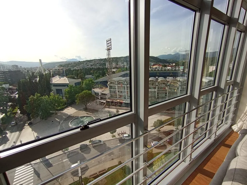 Sale, three bedroom apartment, 270m², Centar, Podgorica
