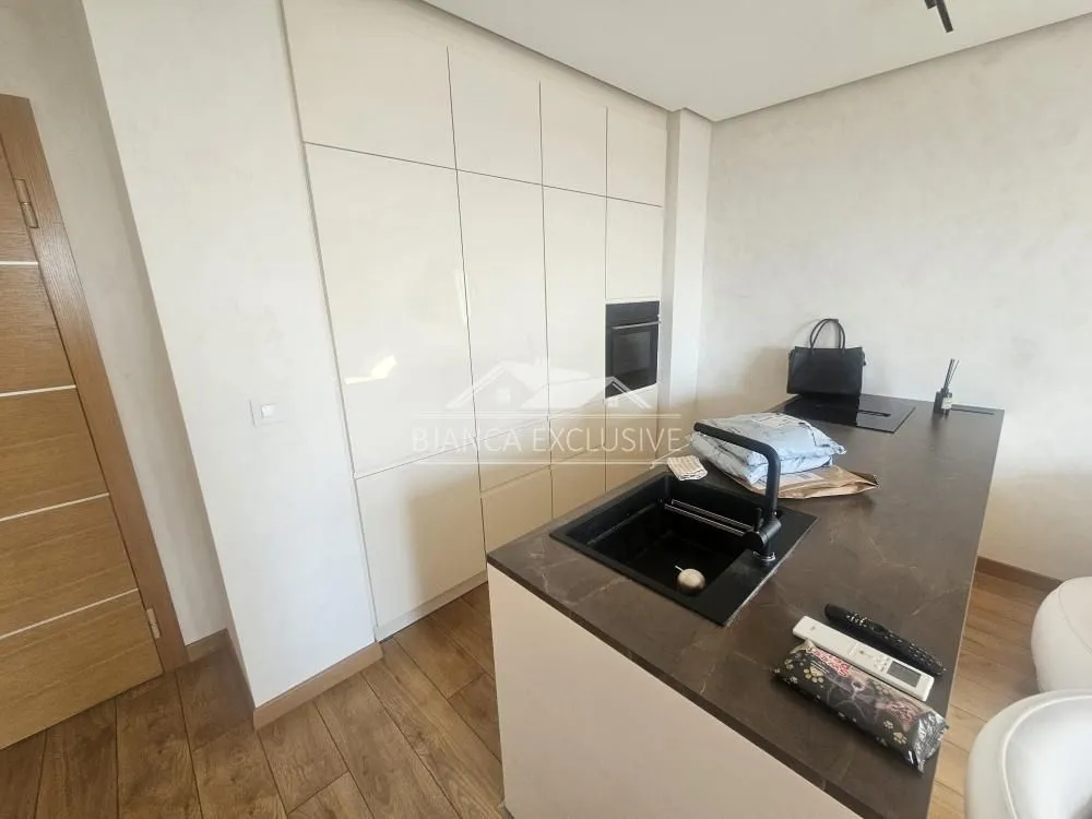 Prodaja, četvorosoban stan, 141m², Novi Beograd Blok 65, Novi Beograd Sve Podlokacije