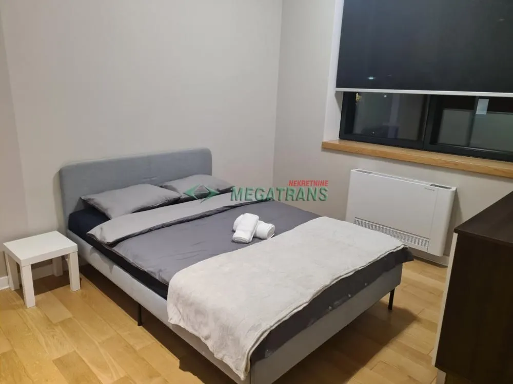 Izdavanje, trosoban stan, 85m², Novi Beograd Sve Podlokacije, Beograd