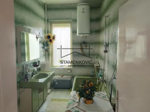 Sale, house, 111m², Senta, Srbija - image 16