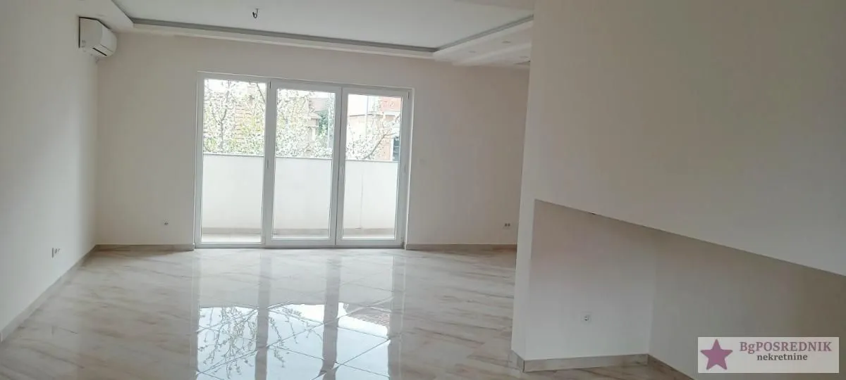 Prodaja, stan, 302m², Miljakovac, Rakovica
