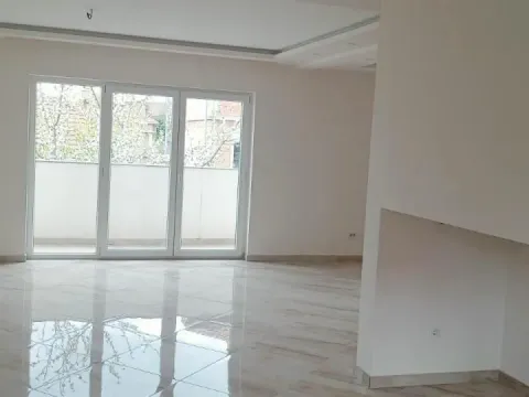 Prodaja, stan, 302m², Miljakovac, Rakovica - image 17