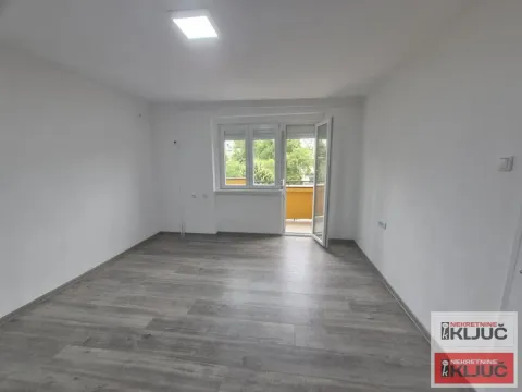 Sale, one bedroom apartment, 31m², Satelit, Novi Sad Sve Podlokacije - image 1