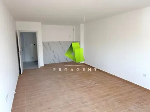 Prodaja, dvosoban stan, 73m², Pantelej, Niš - image 1