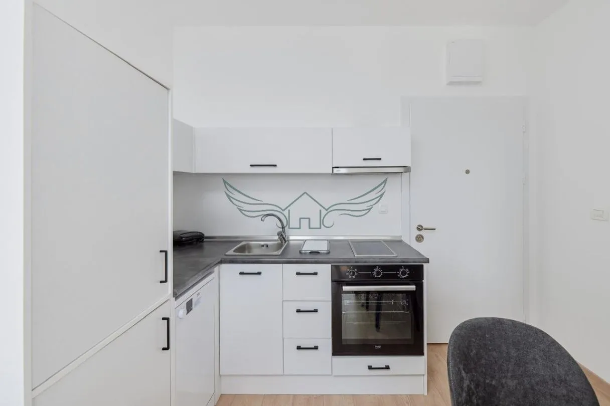 Prodaja, jednosoban stan, 24m², Kavač, Kotor