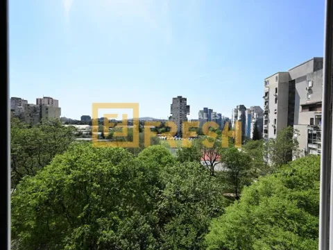 Rent, one bedroom apartment, 60m², Blok 5, Podgorica - image 14