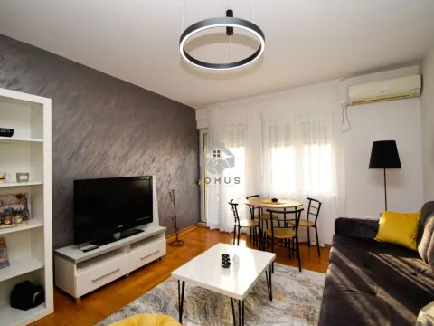 Prodaja, jednosoban stan, 37m², Centar, Podgorica - image 2