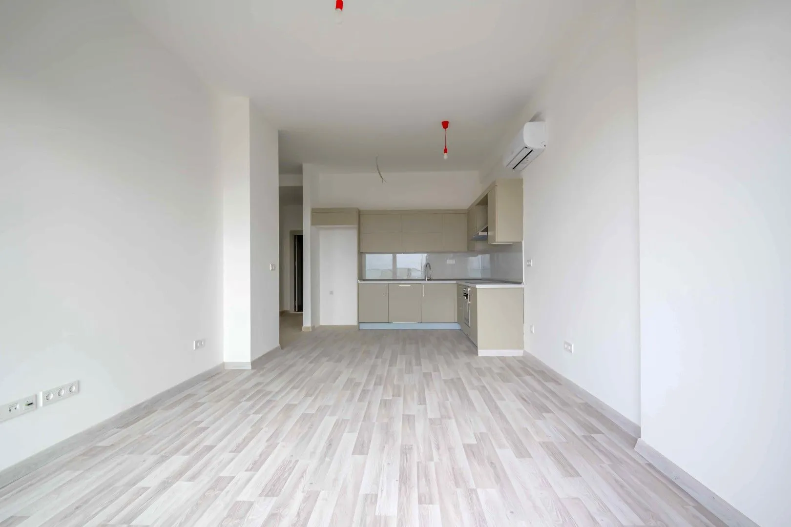 Sale, two bedroom apartment, 75m², Centar, Bar
