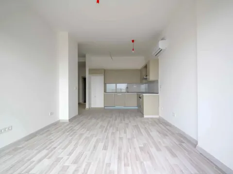 Prodaja, dvosoban stan, 75m², Centar, Bar - image 7