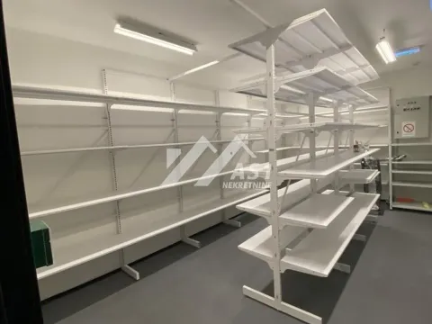 Rent, office space, 140m², Centar, Novi Sad - image 2