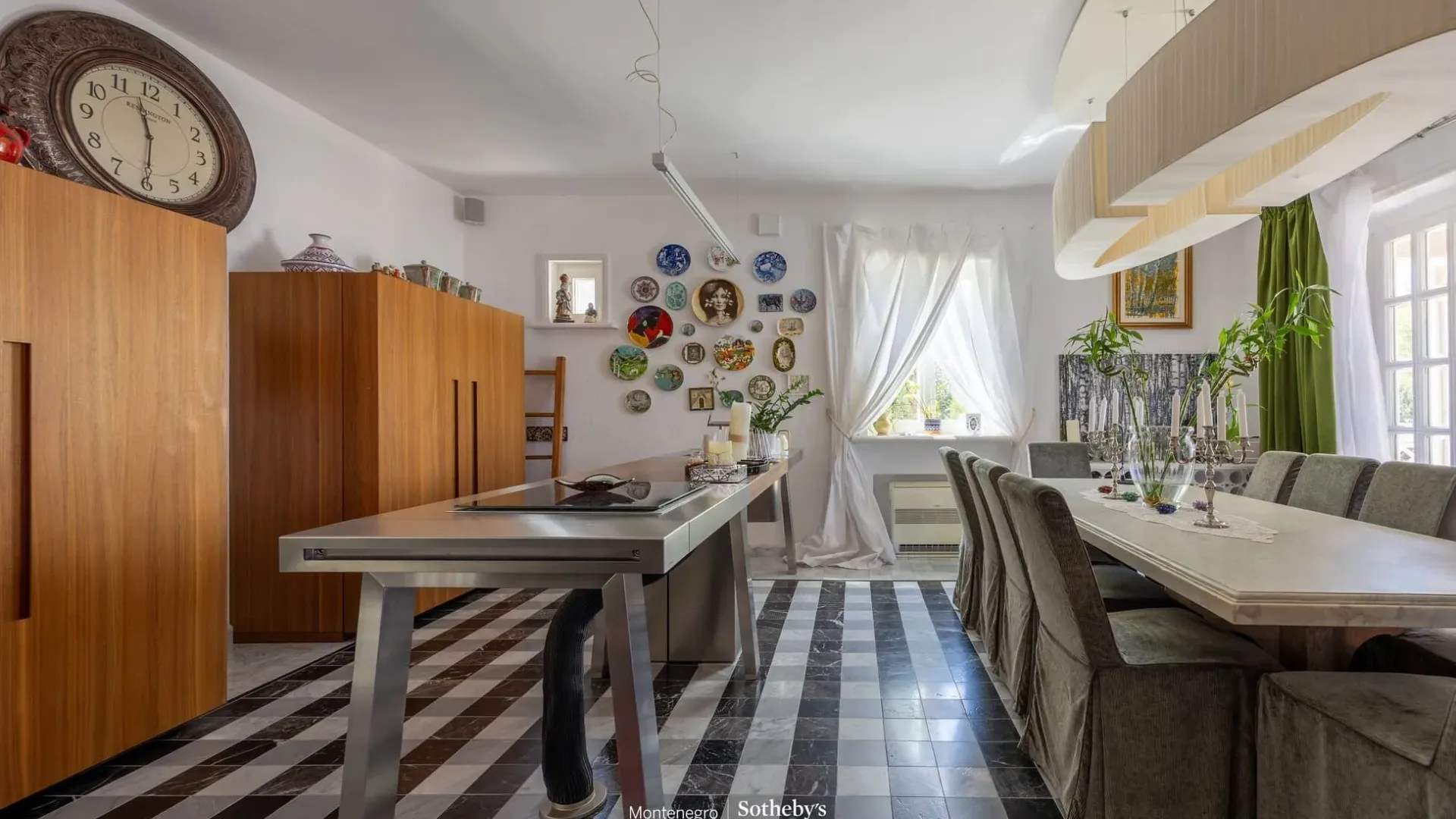 Rent, house, 587m², Dobrota, Kotor