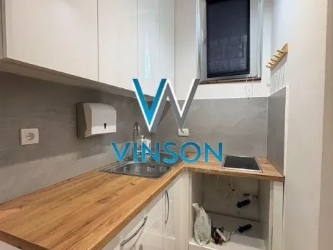 Izdavanje, poslovni prostor, 35m², Novi Sad Sve Podlokacije, Novi Sad - image 11