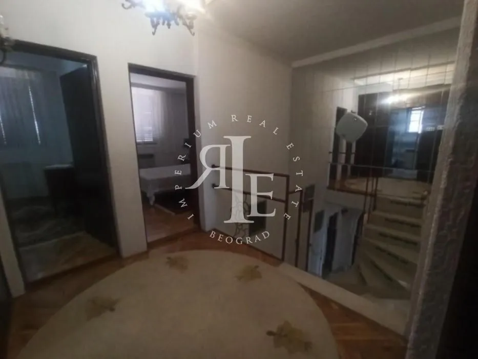 Sale, house, 300m², Mala Moštanica, Obrenovac