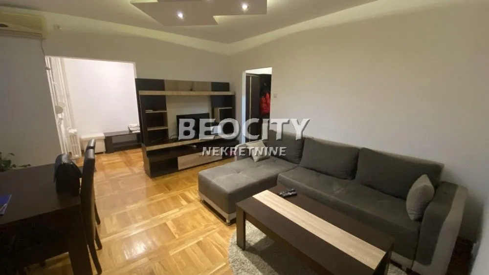 Izdavanje, trosoban stan, 61m², Kanarevo Brdo, Beograd