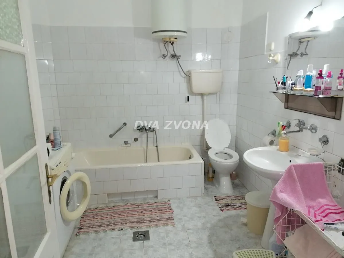 Prodaja, kuća, 312m², Bečej, Novi Sad