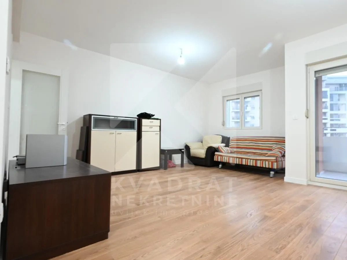 Rent, two bedroom apartment, 65m², Central Point, Podgorica