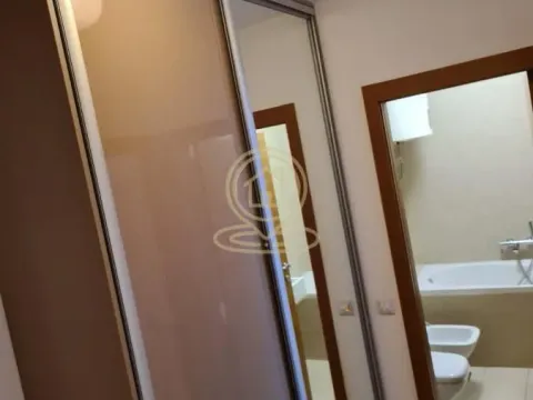 Izdavanje, trosoban stan, 83m², Vračar Hram, Vračar Sve Podlokacije - image 18