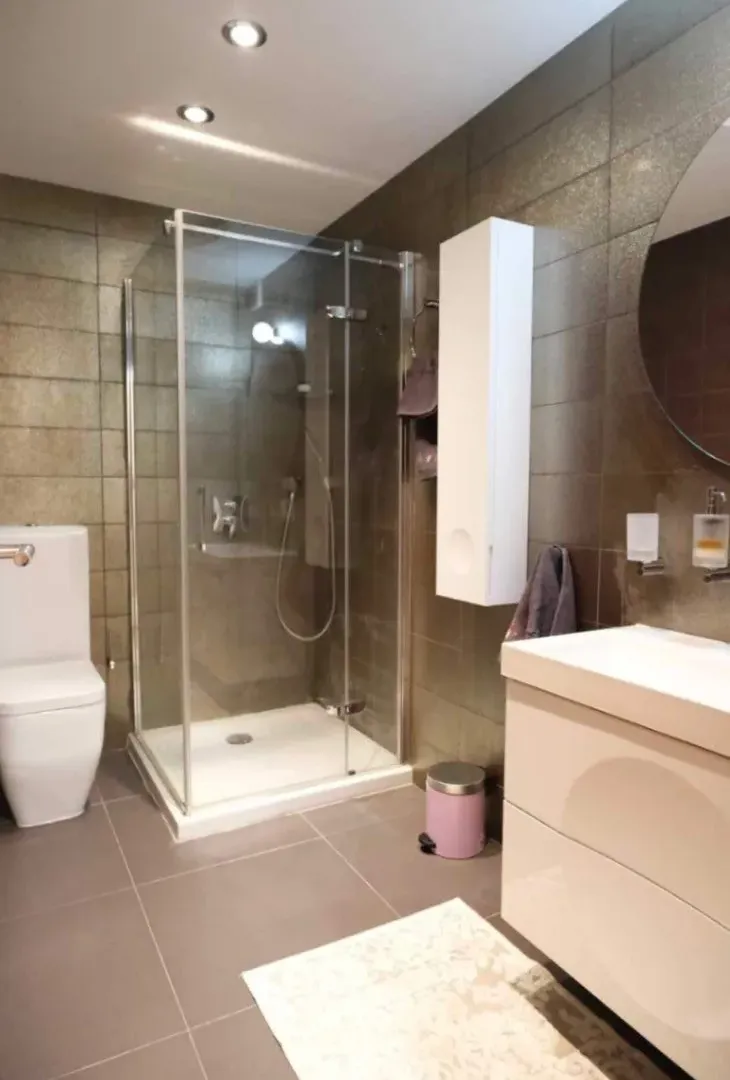 Rent, four bedroom apartment, 178m², City Kvart, Podgorica