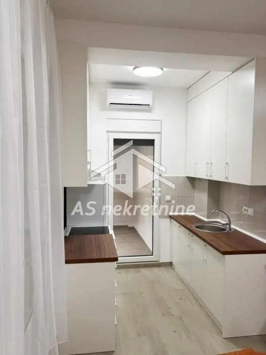 Rent, apartment, 40m², Crveni Krst, Beograd