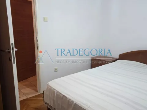 Prodaja, jednosoban stan, 42m², Petrovac, Budva - image 2