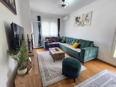 Prodaja, jednosoban stan, 46m², Stari Aerodrom, Podgorica - image 3