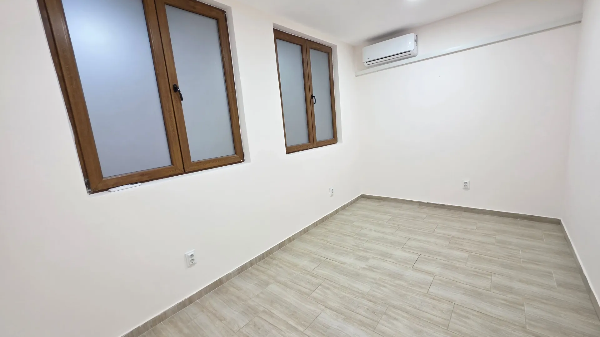 Rent, office space, 58m², Tološka šuma, Podgorica