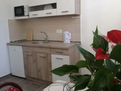 Sale, two bedroom apartment, 58m², Sutomore, Bar - image 1