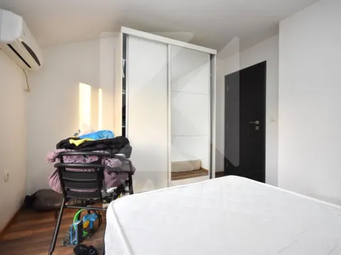 Prodaja, kuća, 182m², Donja Gorica, Podgorica - image 18